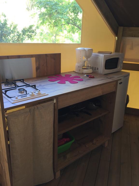 Camping Les Orangers San-Martino-di-Lota Екстер'єр фото